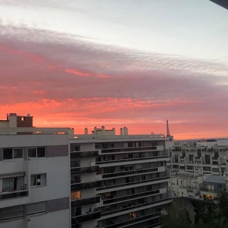 Nice Loft With Romantic View Over The Eiffel Tower パリ エクステリア 写真